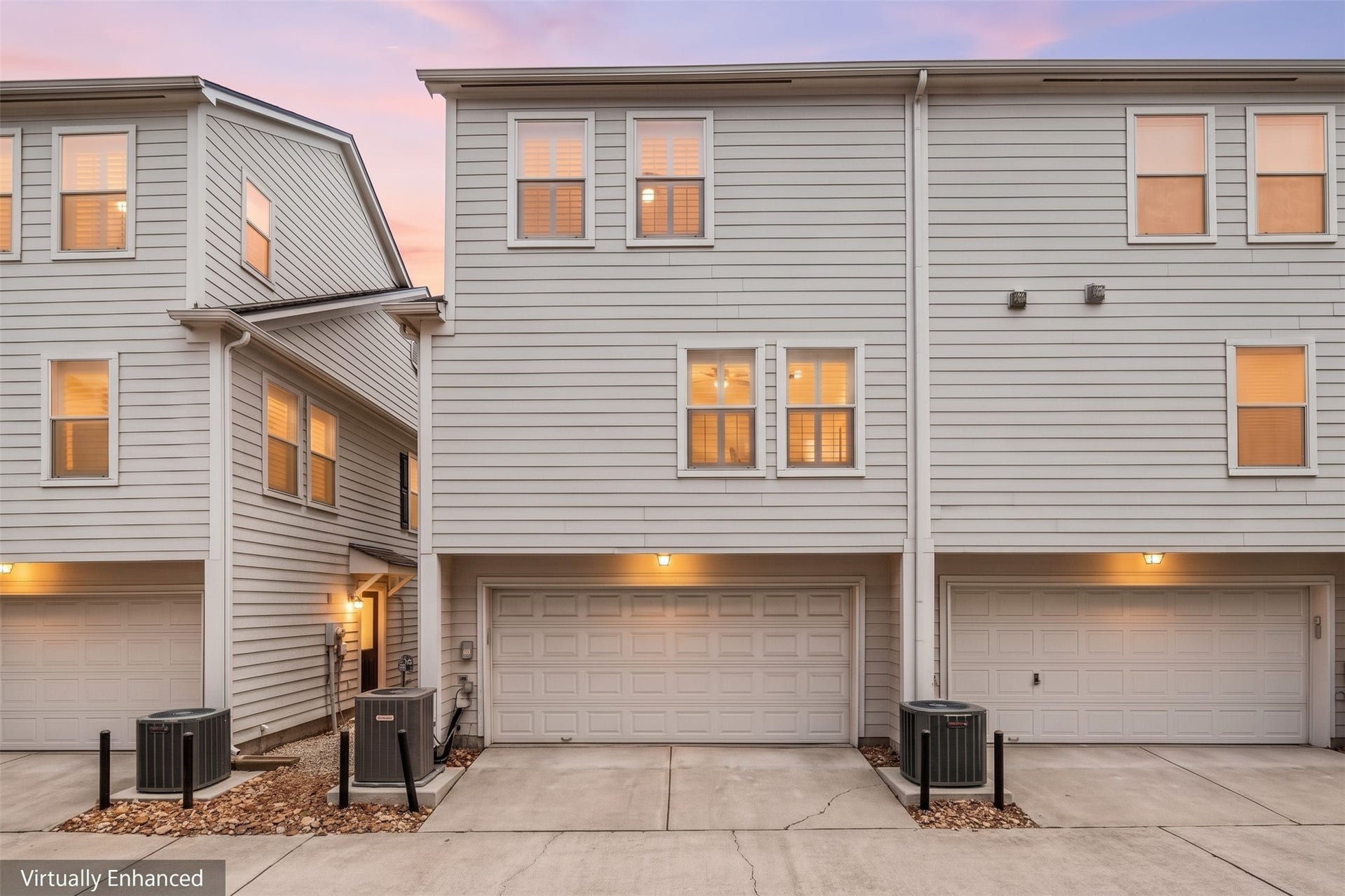 934 W Heights Hollow Lane, Houston, TX 77007