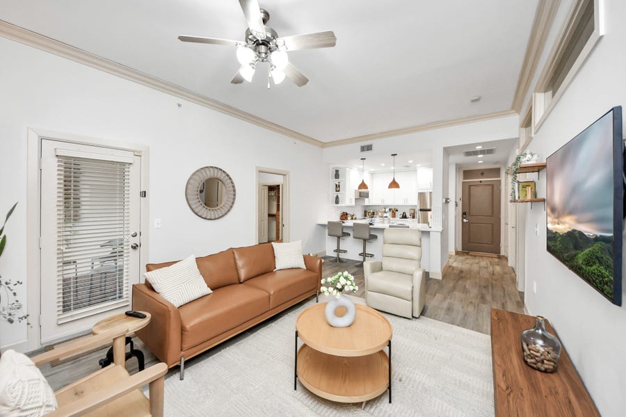 Property photo for 1900 Genesee Street, #204, Houston, TX