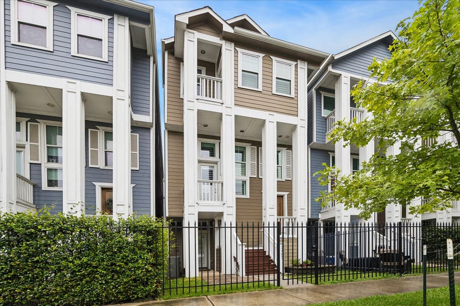 Property photo for 2407 Lawrence Street, Houston, TX