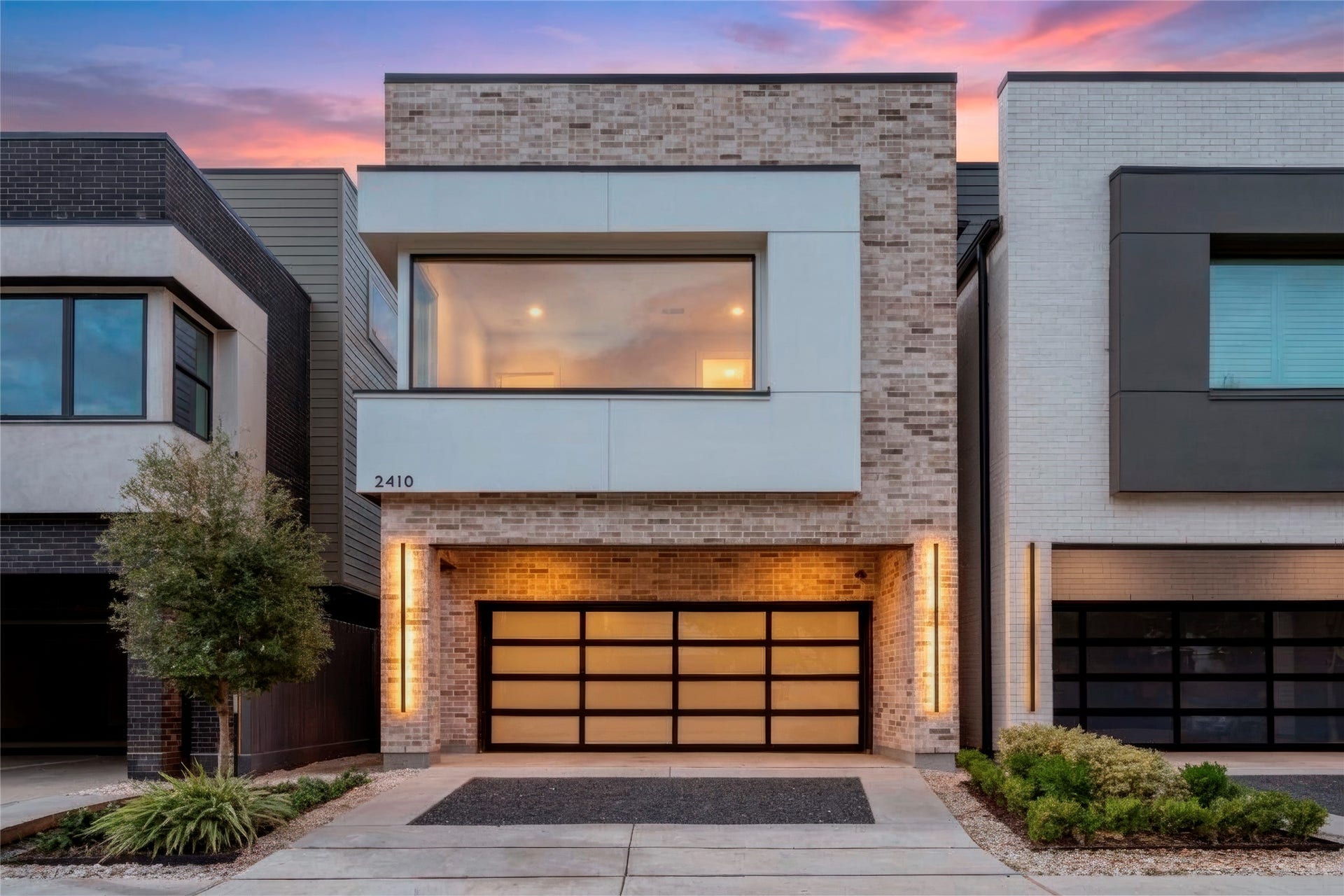 2410 Elmen Street, Houston, TX 77019 2410 Elmen Street - Urban living at its finest inside the loop and in sought after 77019 zip code.