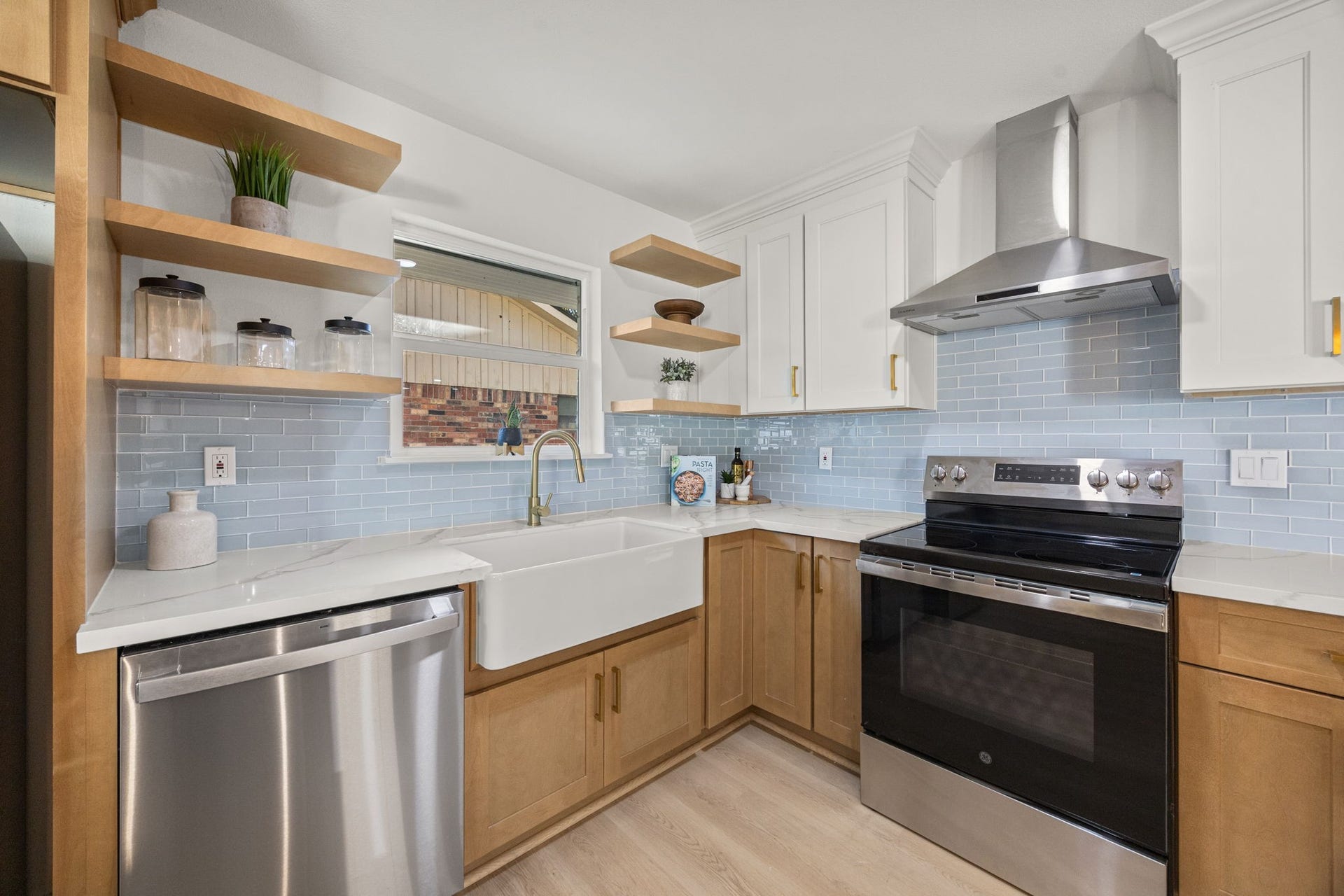 5655 Edith Street, Houston, TX 77081 5655 Edith Street, Houston, TX 77081