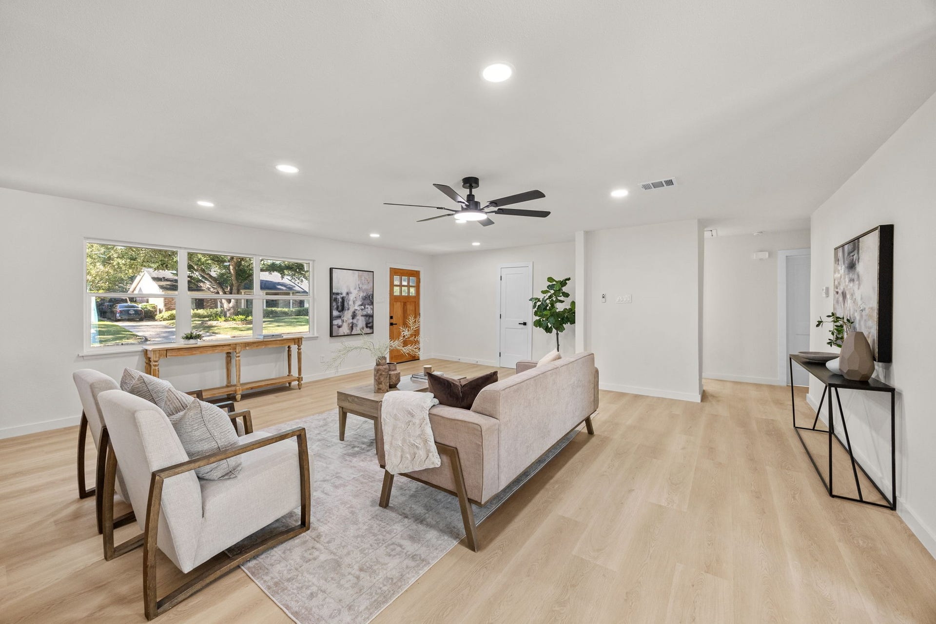 5655 Edith Street, Houston, TX 77081 5655 Edith Street, Houston, TX 77081