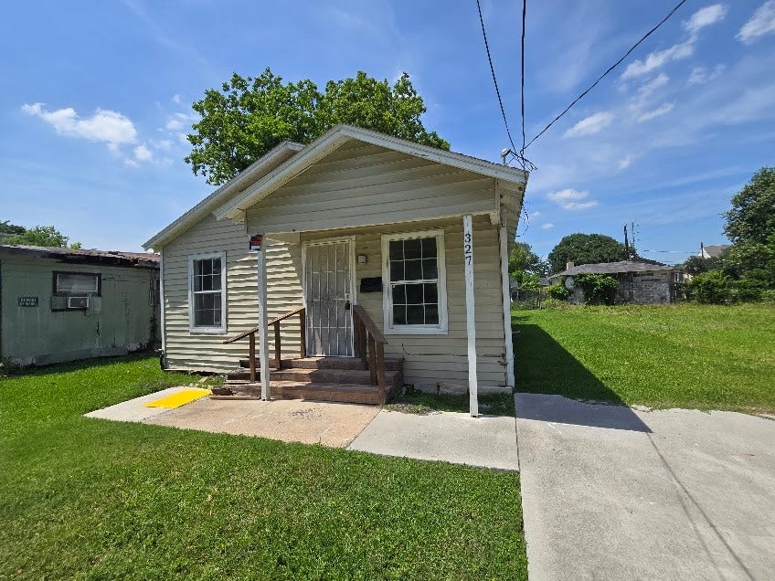 Property photo for 327 De Haven Street, Houston, TX