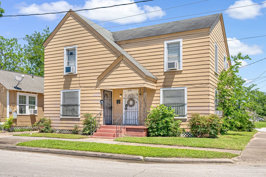 Property photo for 2619 Nettleton Street, #1, Houston, TX