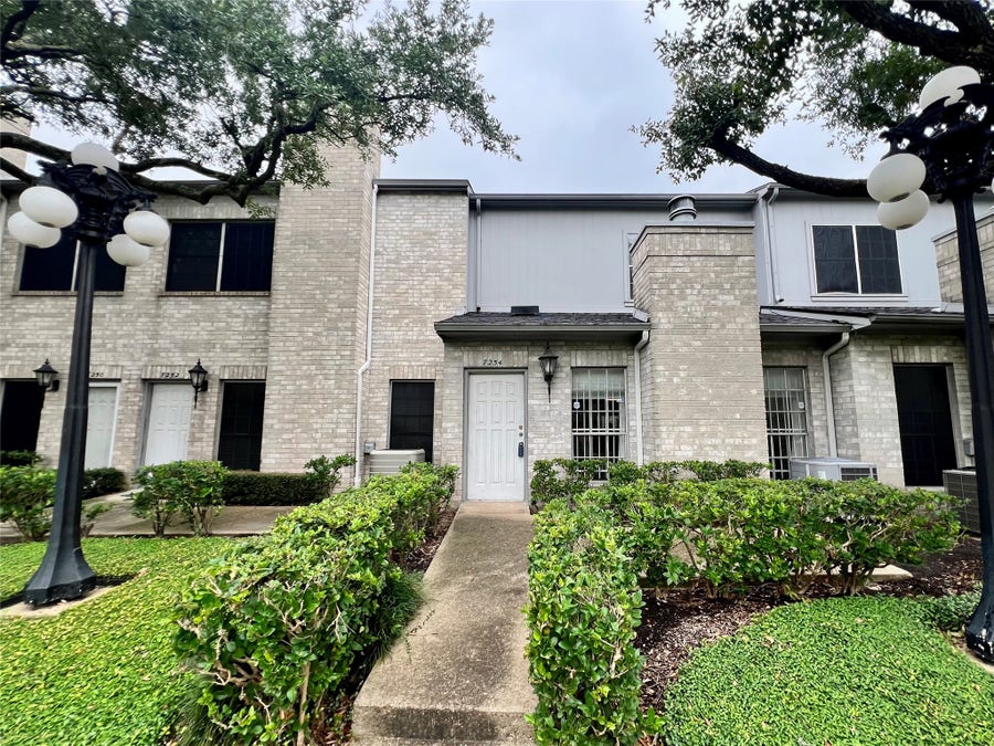 Property photo for 7254 Regency Square Court, #7254, Houston, TX