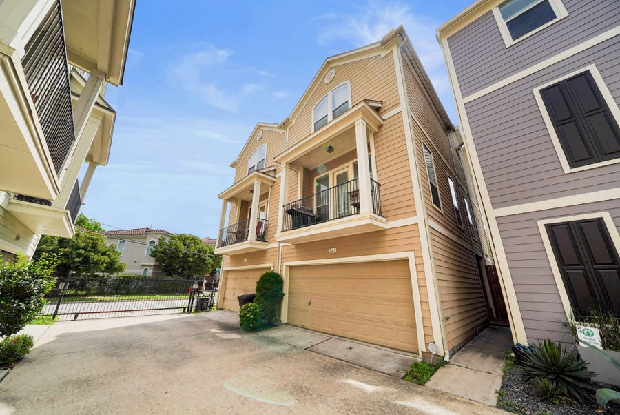 Property photo for 2605 Link Road, Houston, TX