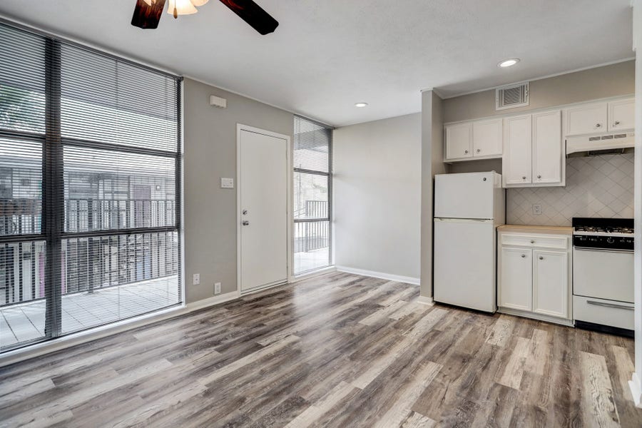 Property photo for 1901 Whitney Street, #4, Houston, TX