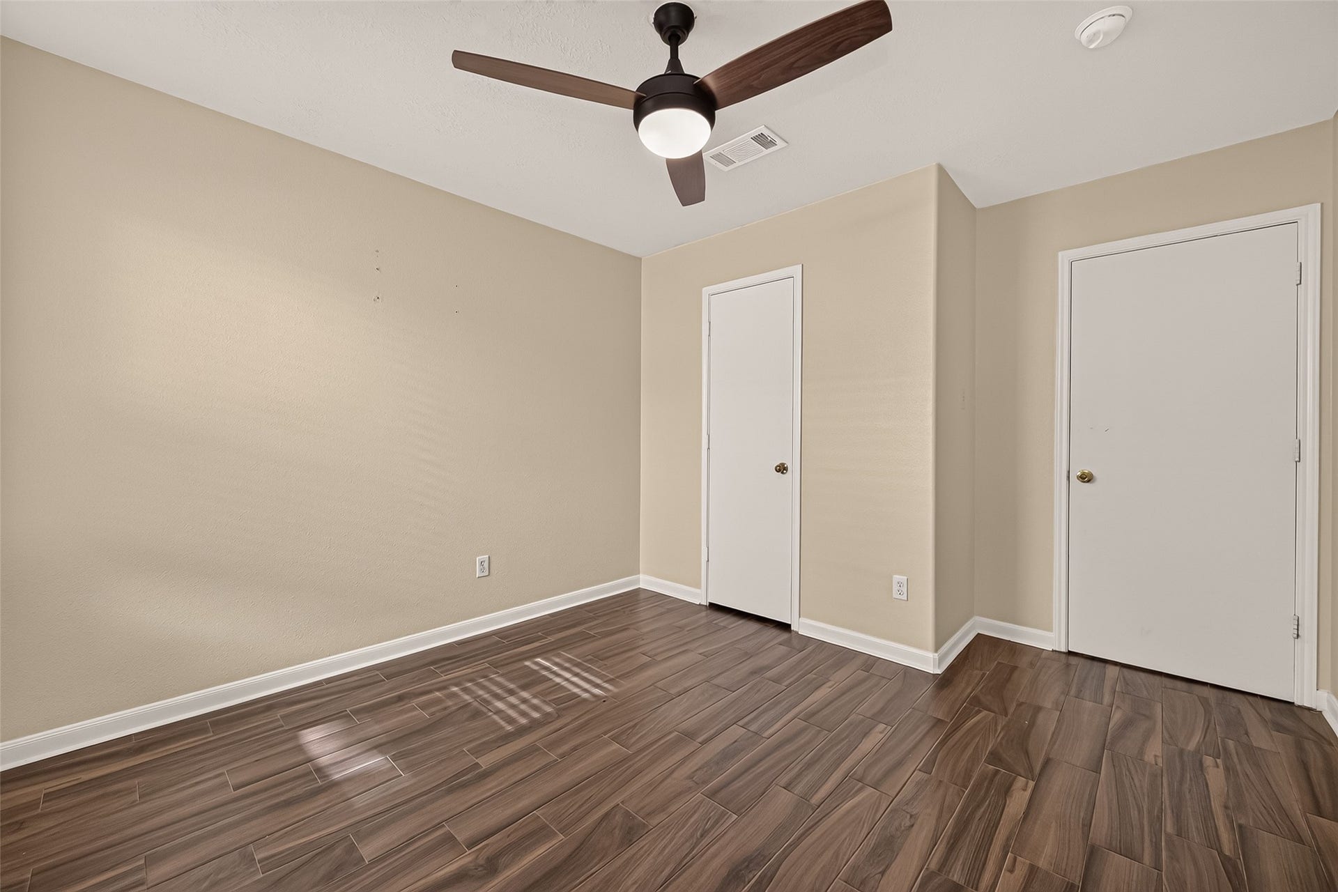 9230 Hidden Lake E, Magnolia, TX 77354 9230 Hidden Lake E, Magnolia, TX 77354