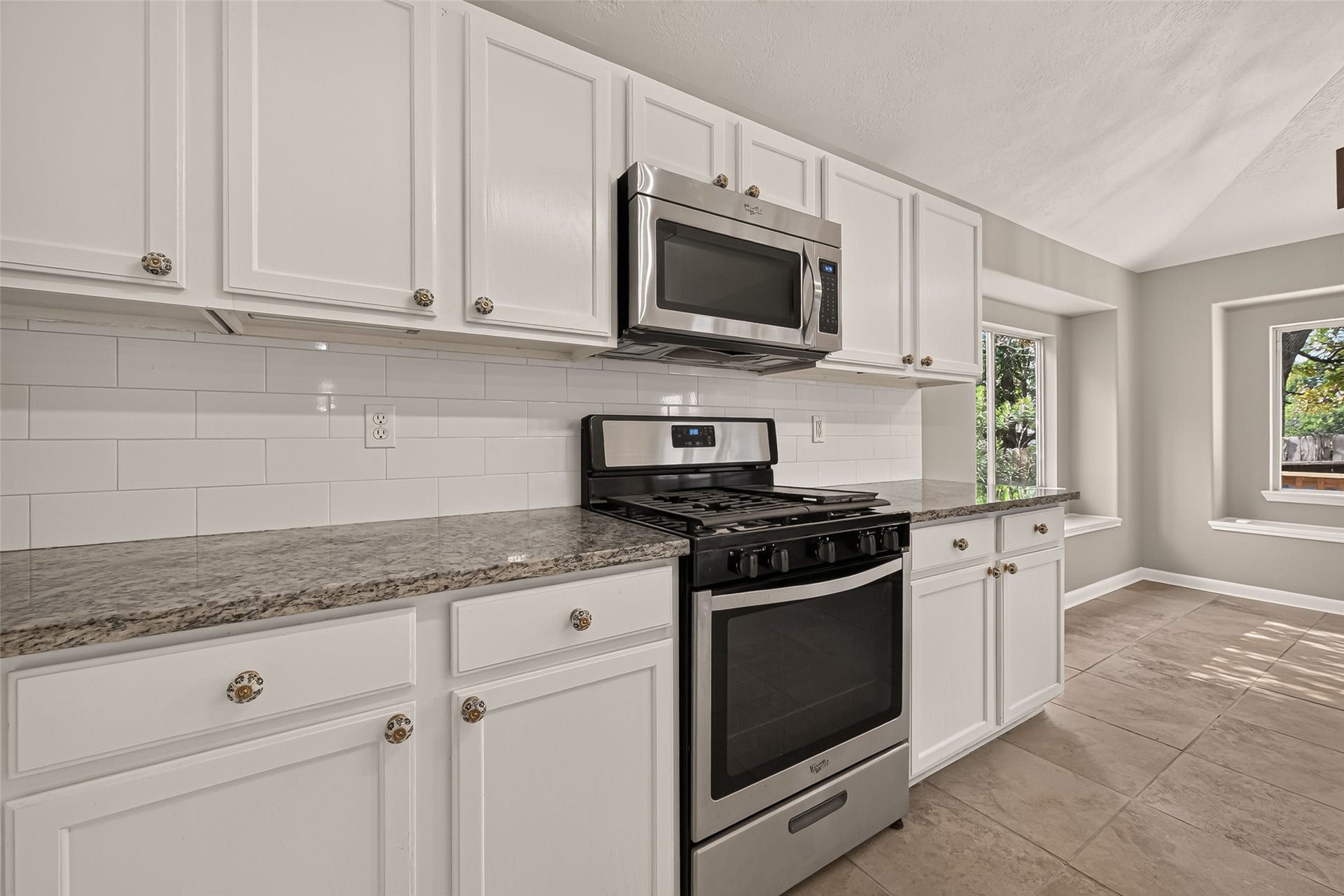 9230 Hidden Lake E, Magnolia, TX 77354 9230 Hidden Lake E, Magnolia, TX 77354