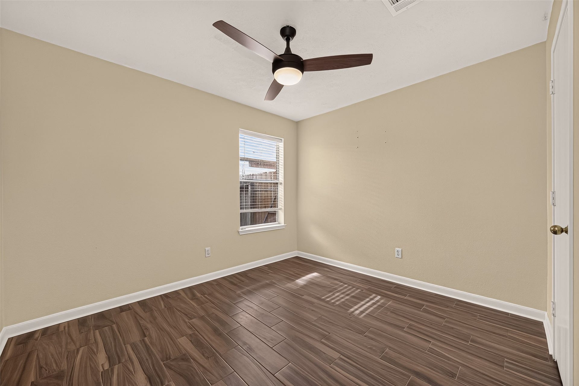 9230 Hidden Lake E, Magnolia, TX 77354 9230 Hidden Lake E, Magnolia, TX 77354