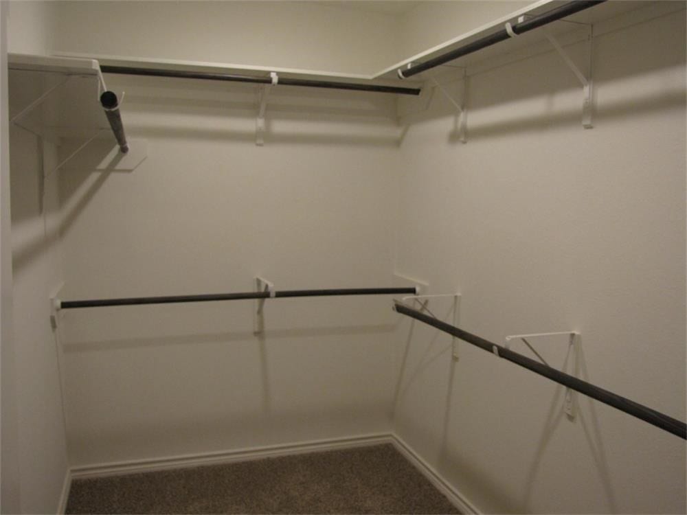 1911 Seville Manor, Fresno, TX 77545 Primary closet