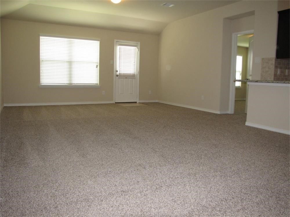 1911 Seville Manor, Fresno, TX 77545 Den
