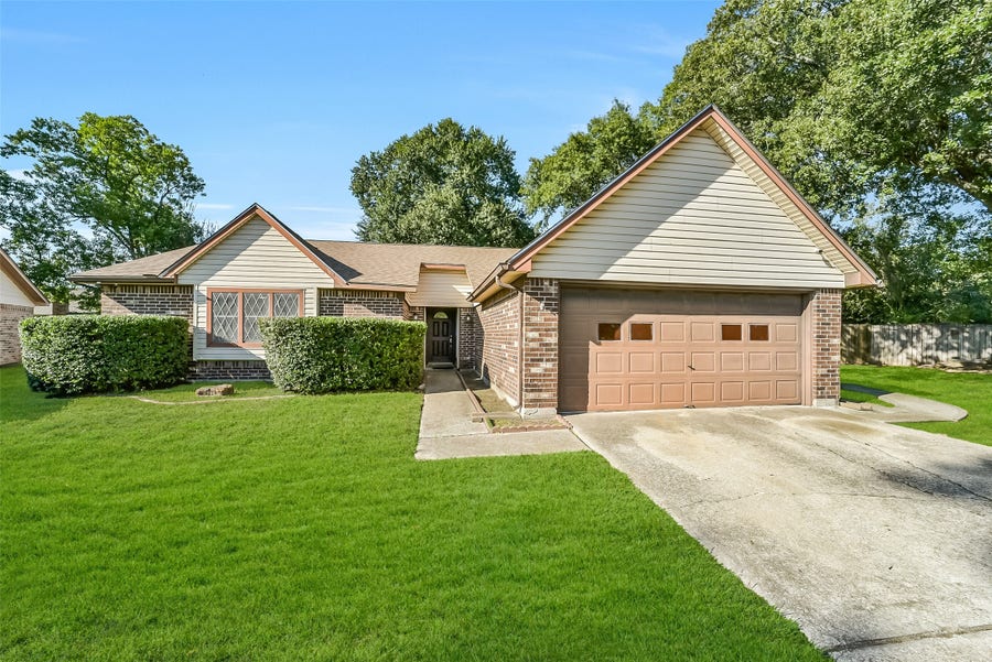 Property photo for 6906 Windy Pines Drive, Spring, TX