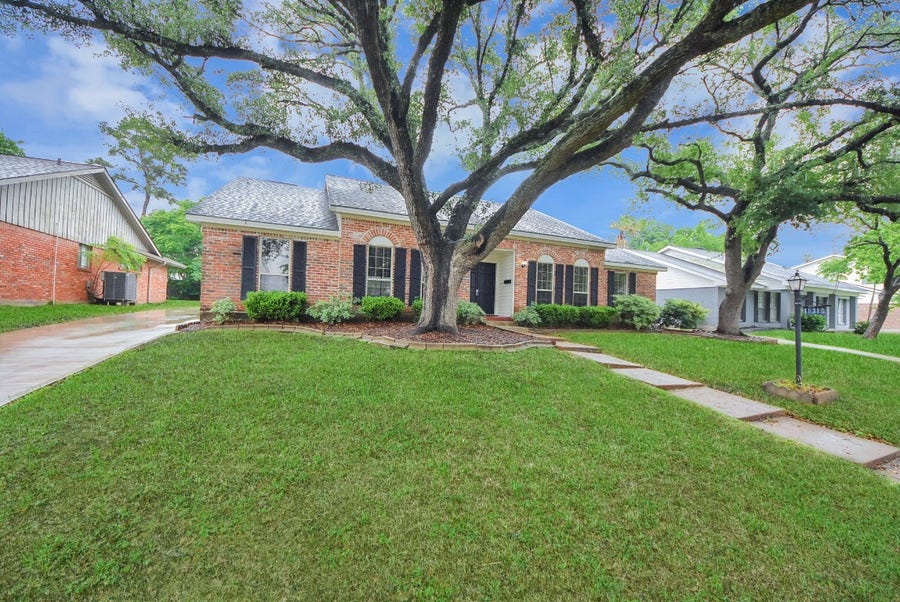 Property photo for 18319 Cape Bahamas Lane, Houston, TX