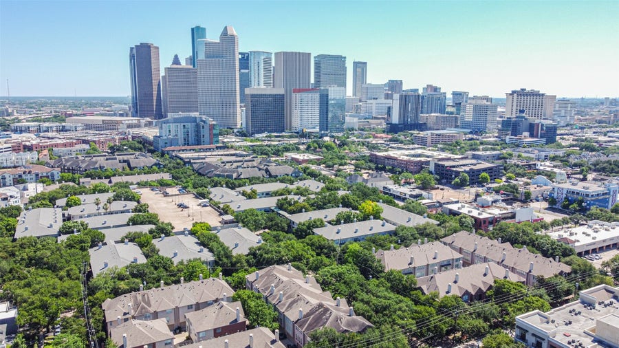 Property photo for 227 McGowen Street, Houston, TX