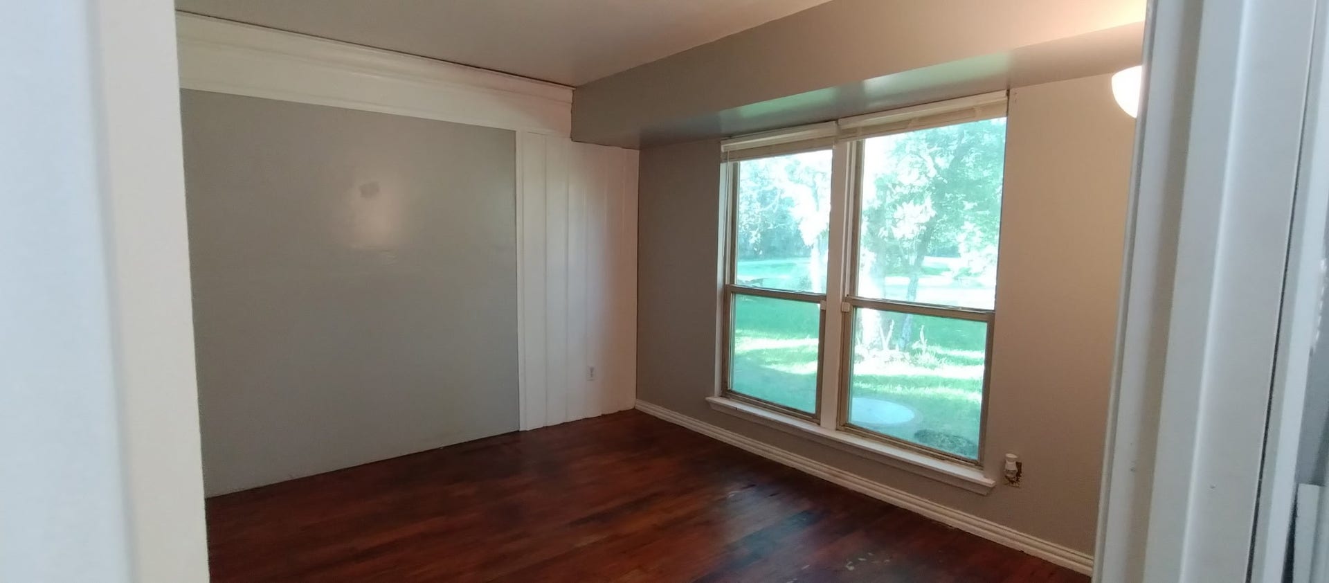 9103 Lazy Lane, Hitchcock, TX 77563 Flex space