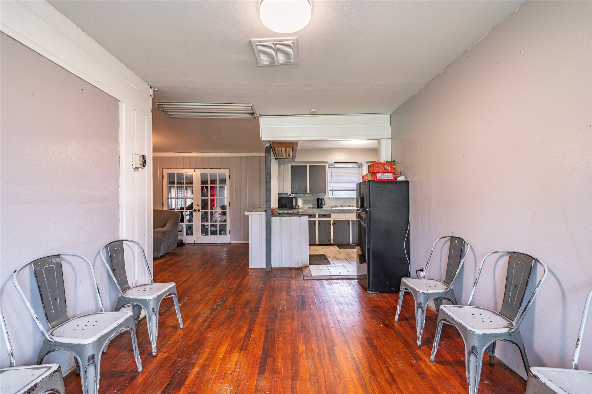 9103 Lazy Lane, Hitchcock, TX 77563 Dining area