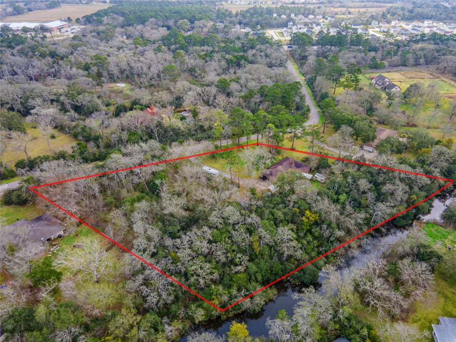 Property photo for 9103 Lazy Lane, Hitchcock, TX