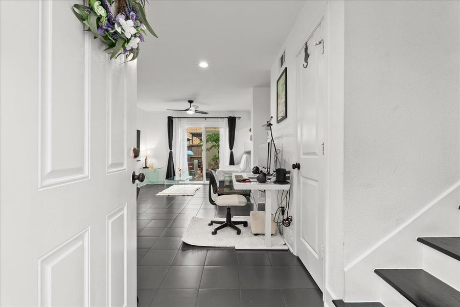 Property photo for 1501 Bonanza Road, #501, Houston, TX