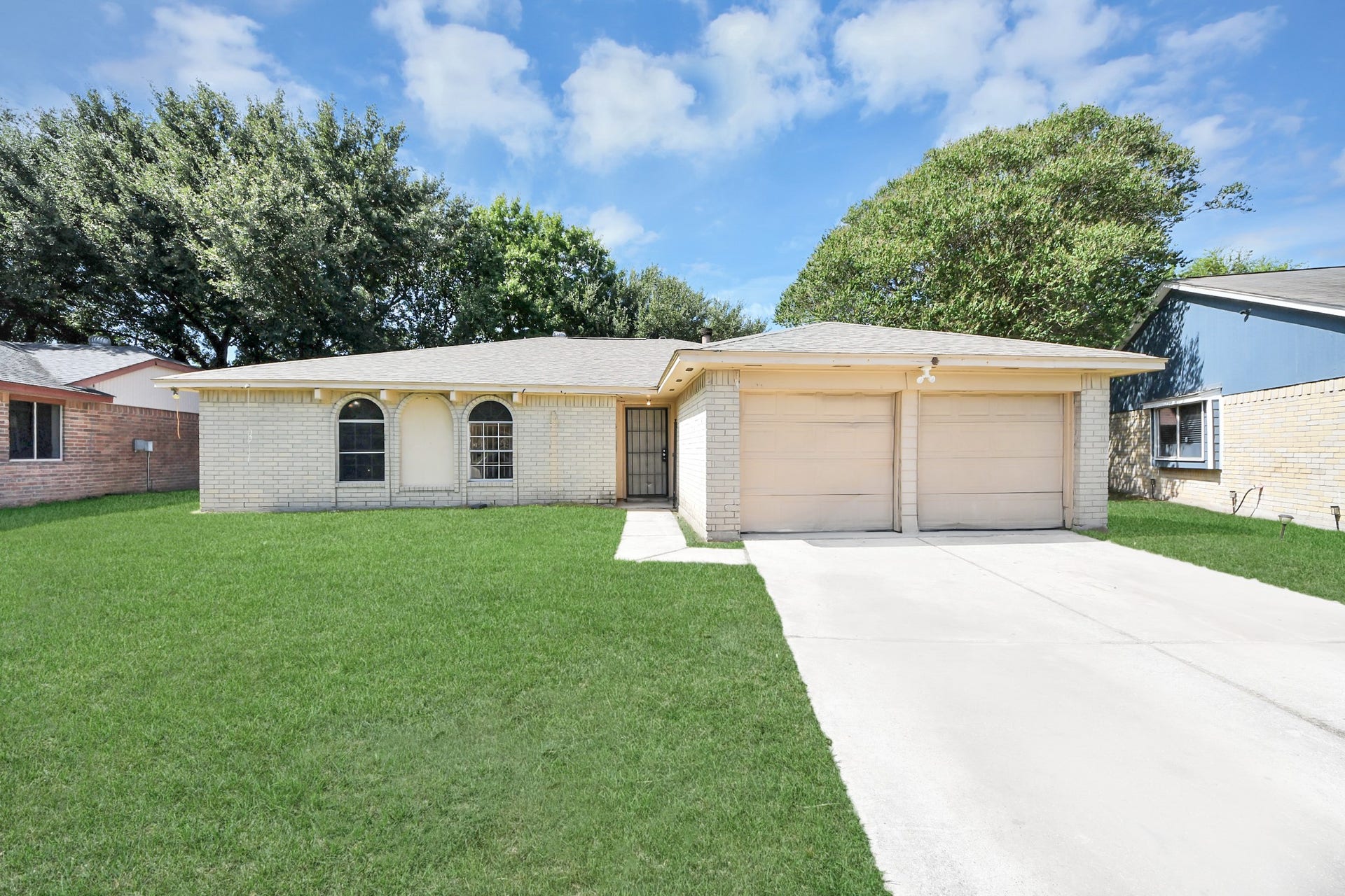 11431 Valarno Drive, Houston, TX 77066