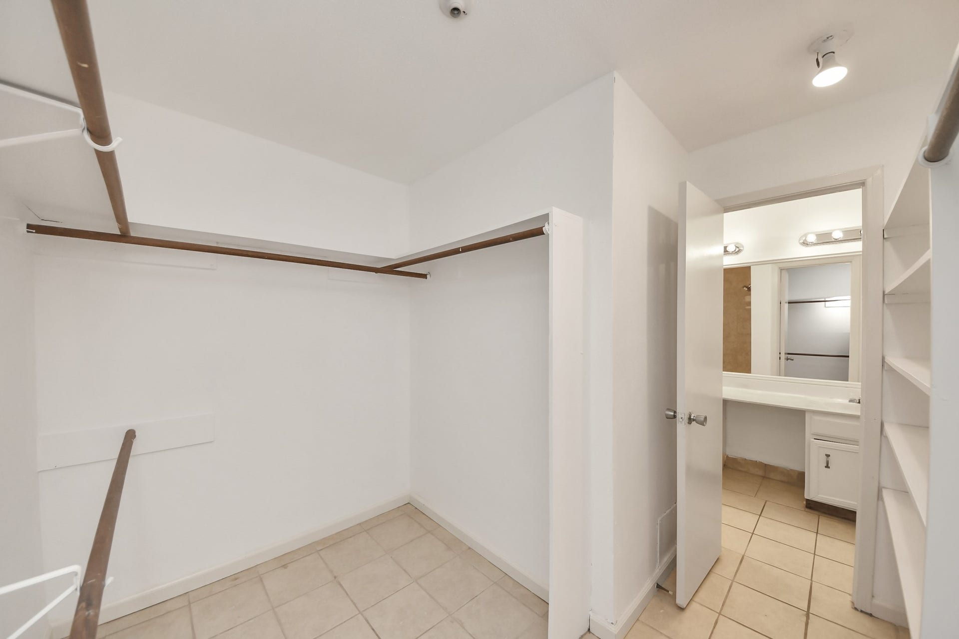 11431 Valarno Drive, Houston, TX 77066