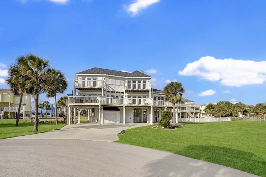 Property photo for 4102 Ghost Crab Lane, Galveston, TX