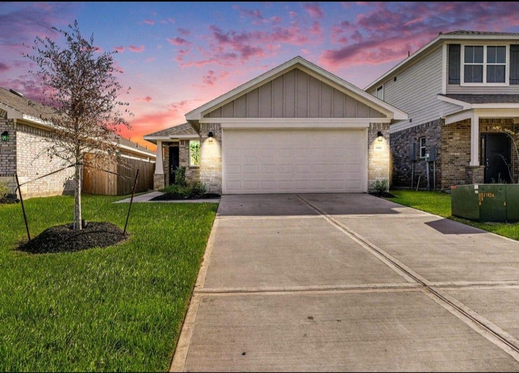 4326 W Bayou Maison Circle, Dickinson, TX 77539 STOCK PHOTO