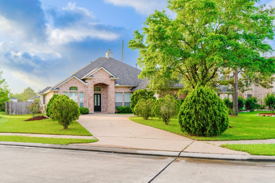 Property photo for 1230 Riverchase Drive, Richmond, TX