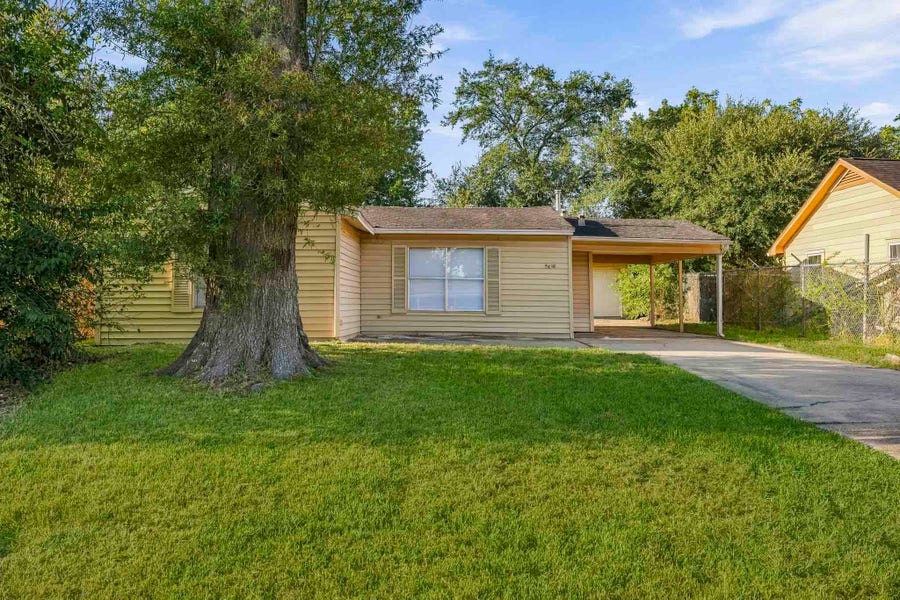 Property photo for 5418 Ridgeway Drive, Houston, TX