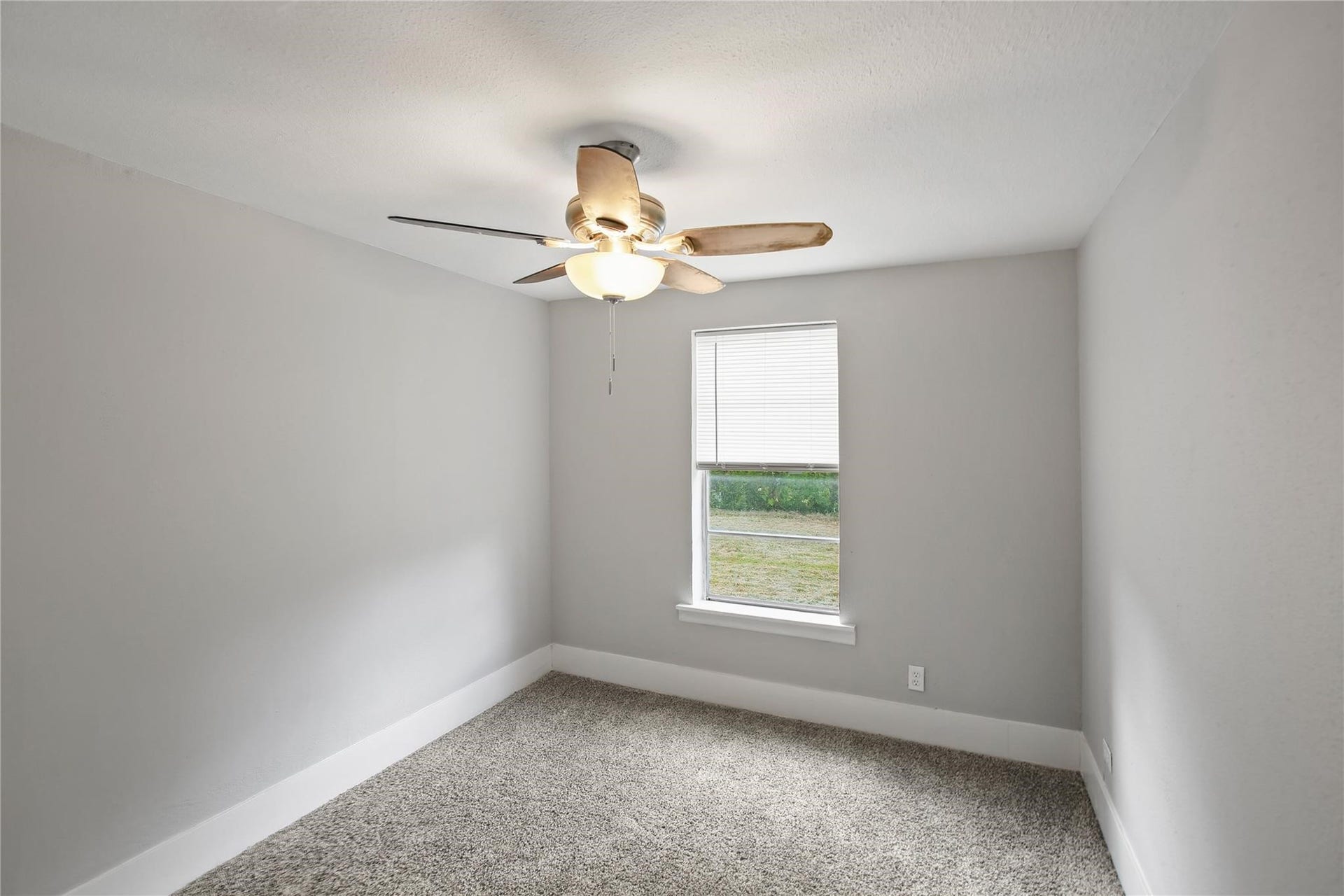 102 22nd Street N, Texas City, TX 77590 102 22nd Street N, Texas City, TX 77590