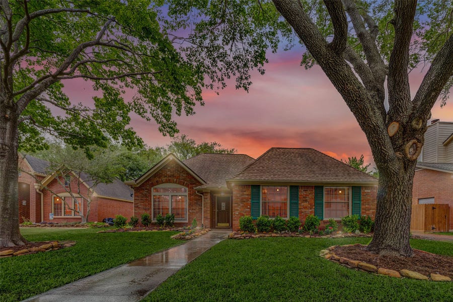 Property photo for 7603 Shangrila Lane, Houston, TX
