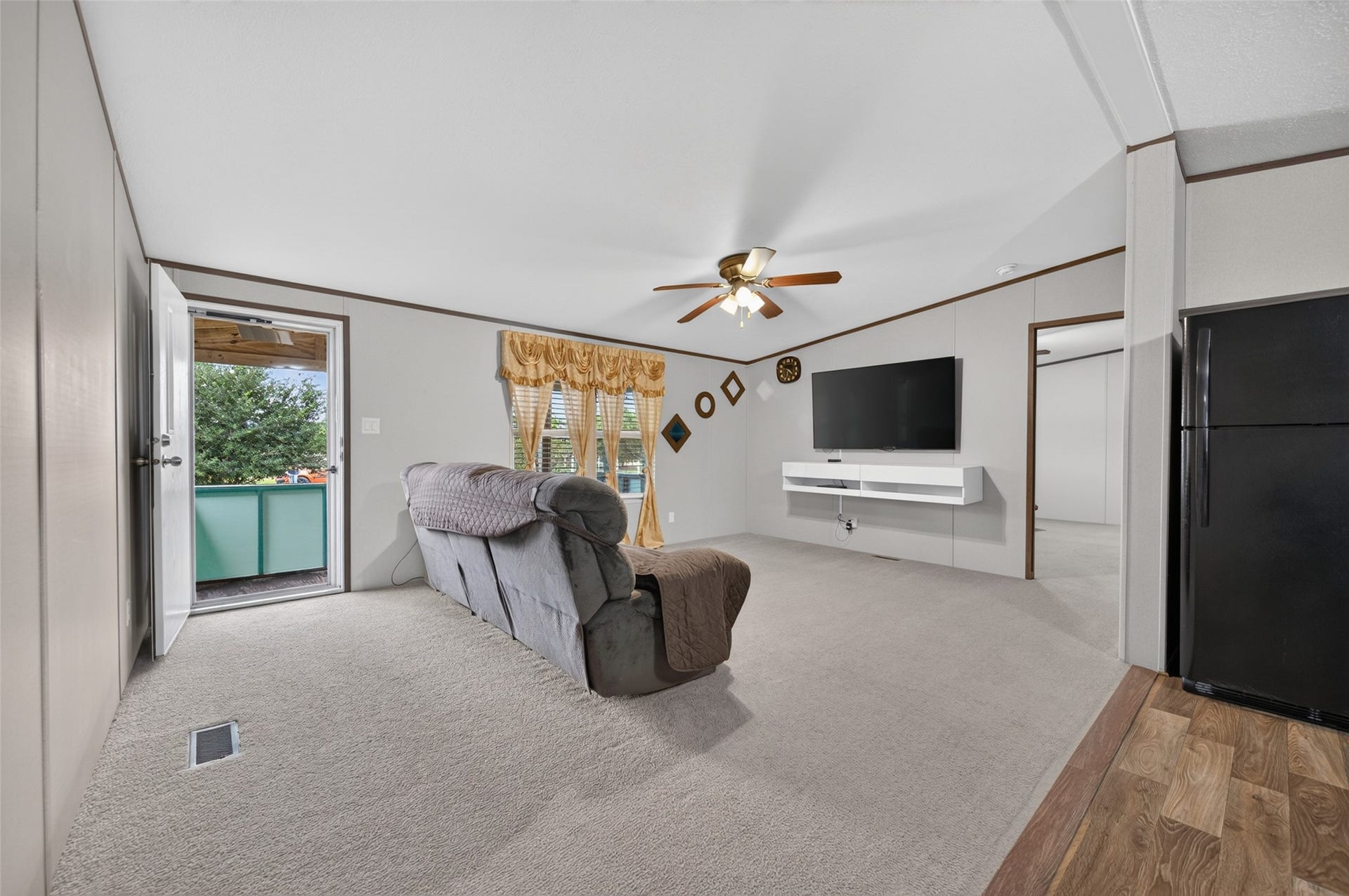 Living room with direct access to the covered front porch