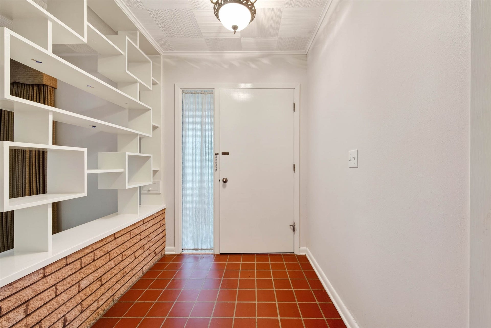Entry from the front door
