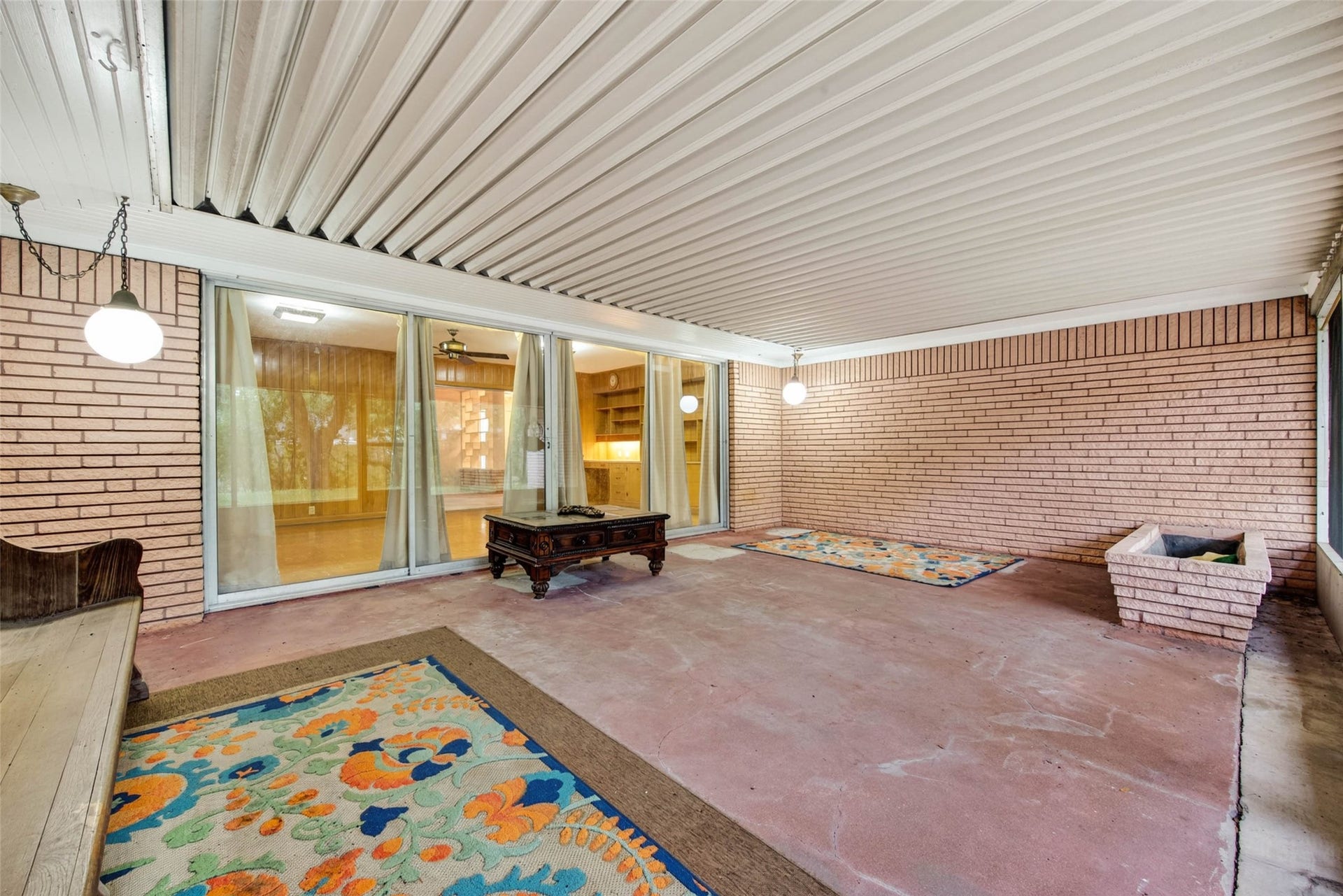 Screened in patio