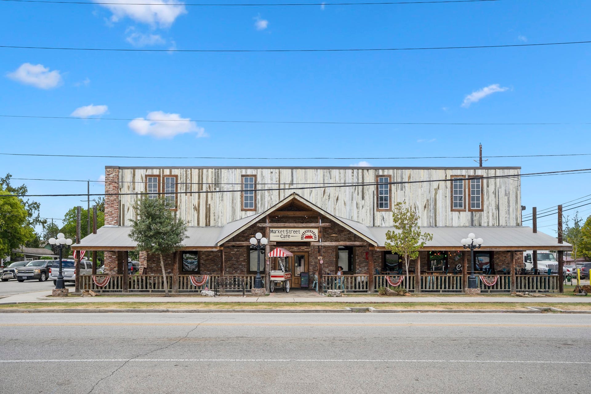 306 Foster Street, Tomball, TX 77375 There are several great local dining spots like Market Street Caf only a short drive from the Holiday Street lot. Market Street Caf is a cozy caf serving an array of comfort fare with ample patio seating, rustic dcor, & exposed brick.