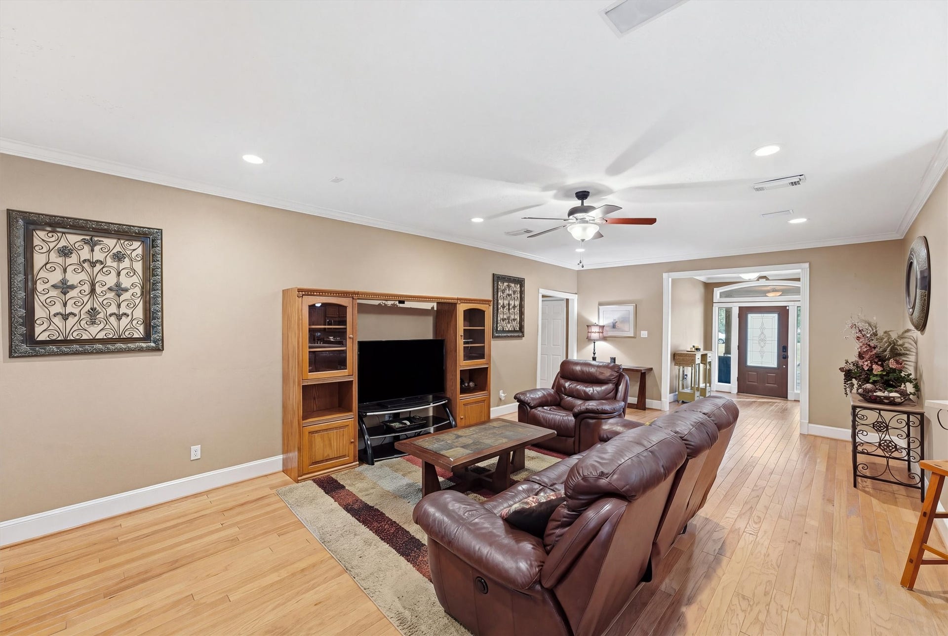 19427 Sapphire Circle, Magnolia, TX 77355