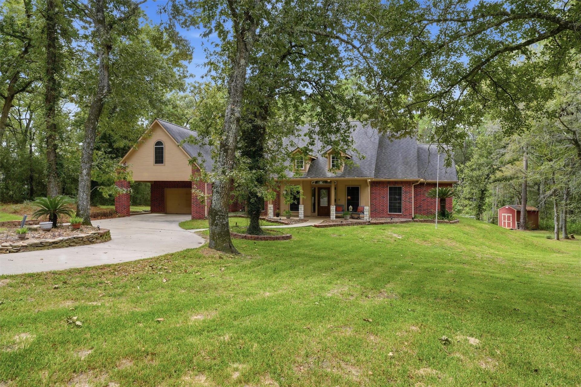 19427 Sapphire Circle, Magnolia, TX 77355
