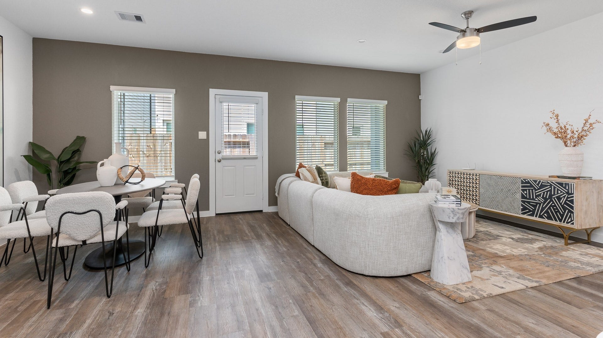 7611 Inwood Hills Lane, Houston, TX 77088 7611 Inwood Hills Lane, Houston, TX 77088