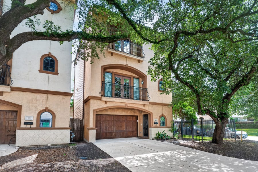 Property photo for 1250 Utah Street, Houston, TX
