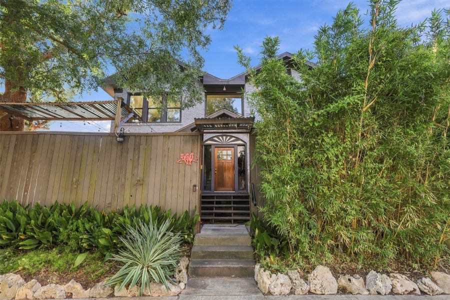 Property photo for 301 W Clay Street, #B, Houston, TX