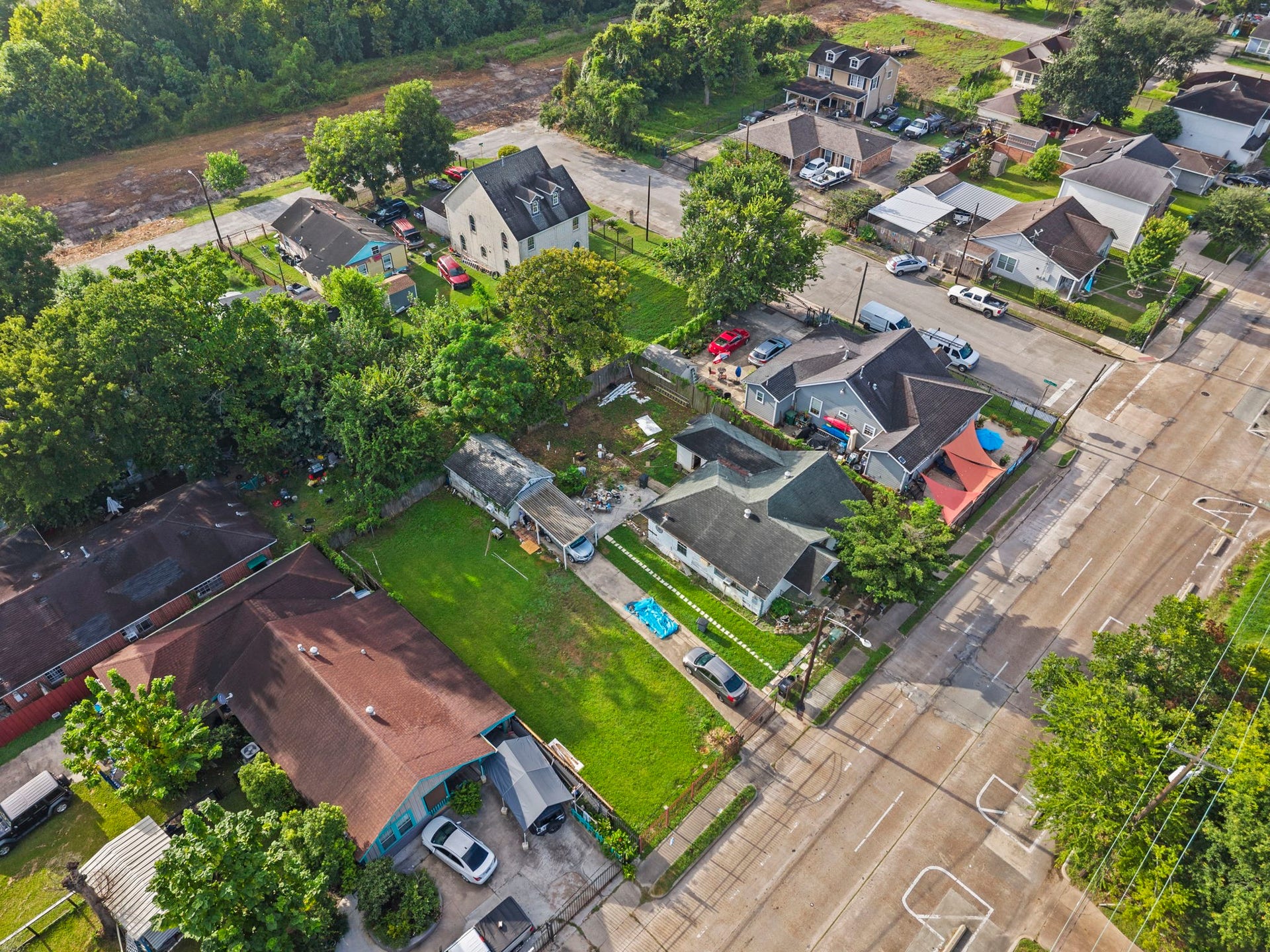 5604 Elysian Street, Houston, TX 77009 5604 Elysian Street, Houston, TX 77009
