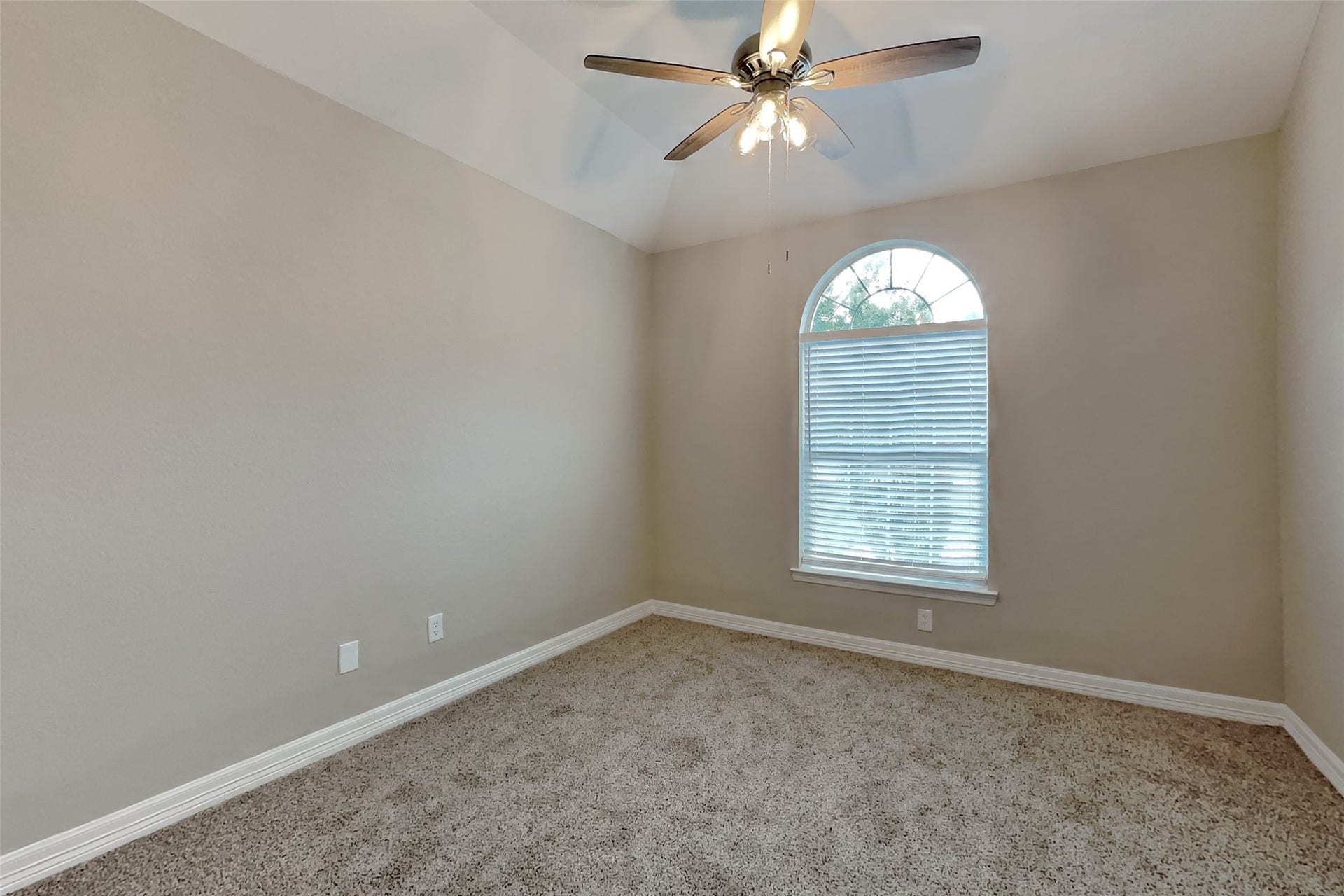 731 Levi Bend, Magnolia, TX 77354 731 Levi Bend, Magnolia, TX 77354