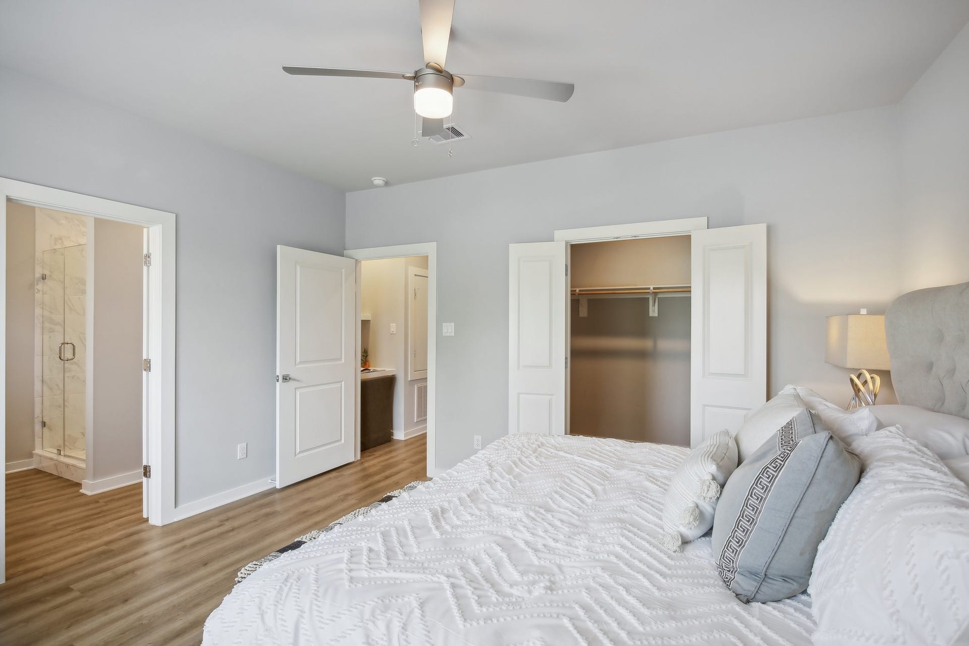 5709 Spring Stuebner Rd, Spring, TX 77389
