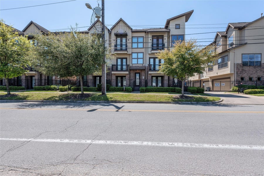 Property photo for 2814 Polk Street, Houston, TX