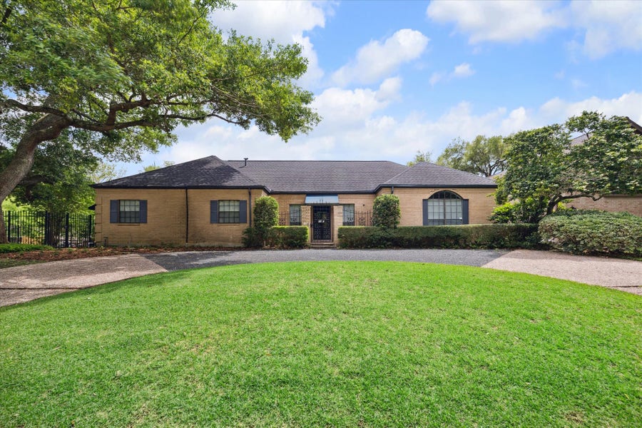 Property photo for 2417 Blue Bonnet Boulevard, Houston, TX