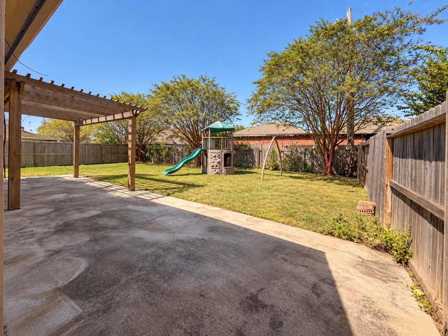 9226 Edgeloch Drive, Spring, TX 77379 9226 Edgeloch Drive, Spring, TX 77379