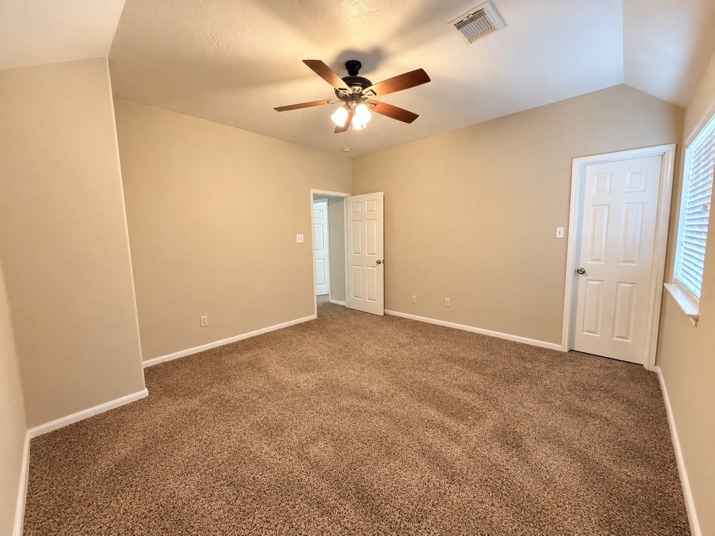 9226 Edgeloch Drive, Spring, TX 77379 9226 Edgeloch Drive, Spring, TX 77379