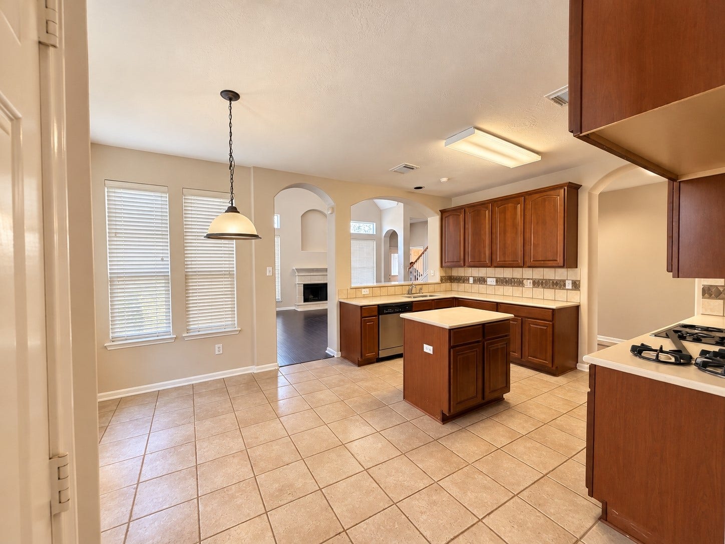 9226 Edgeloch Drive, Spring, TX 77379 9226 Edgeloch Drive, Spring, TX 77379