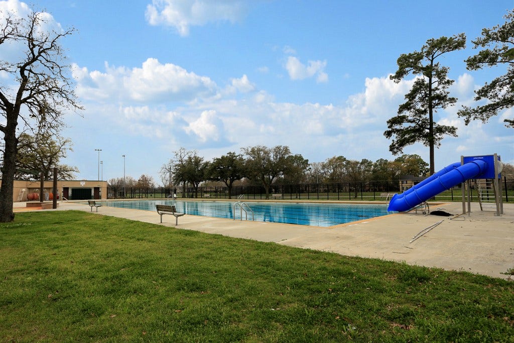 Just across TC Jester from Saxon is the well appointed TC Jester Park. Highlights include a pool, playground, walking trails, and disc golf/frisbee course!