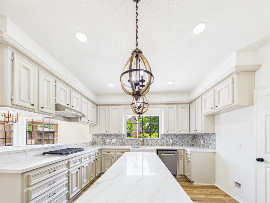 Property photo for 2309 St Patrick Lane, Deer Park, TX